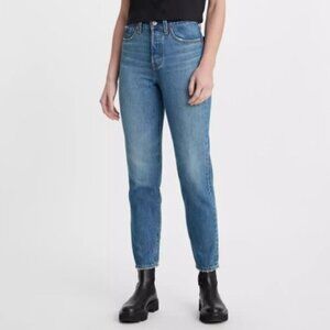 Levi's Wedgie Fit Ankle Jeans